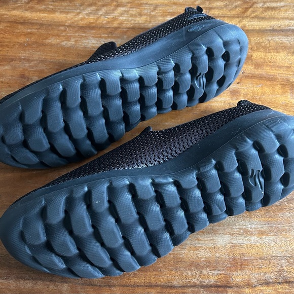 Sketchers GogaMax Go Walk Joy Women’s Shoes Size 8 - Picture 2 of 9